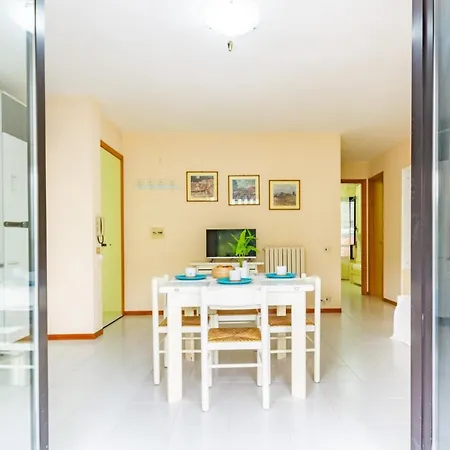 Apartment Russi - Myho Casa